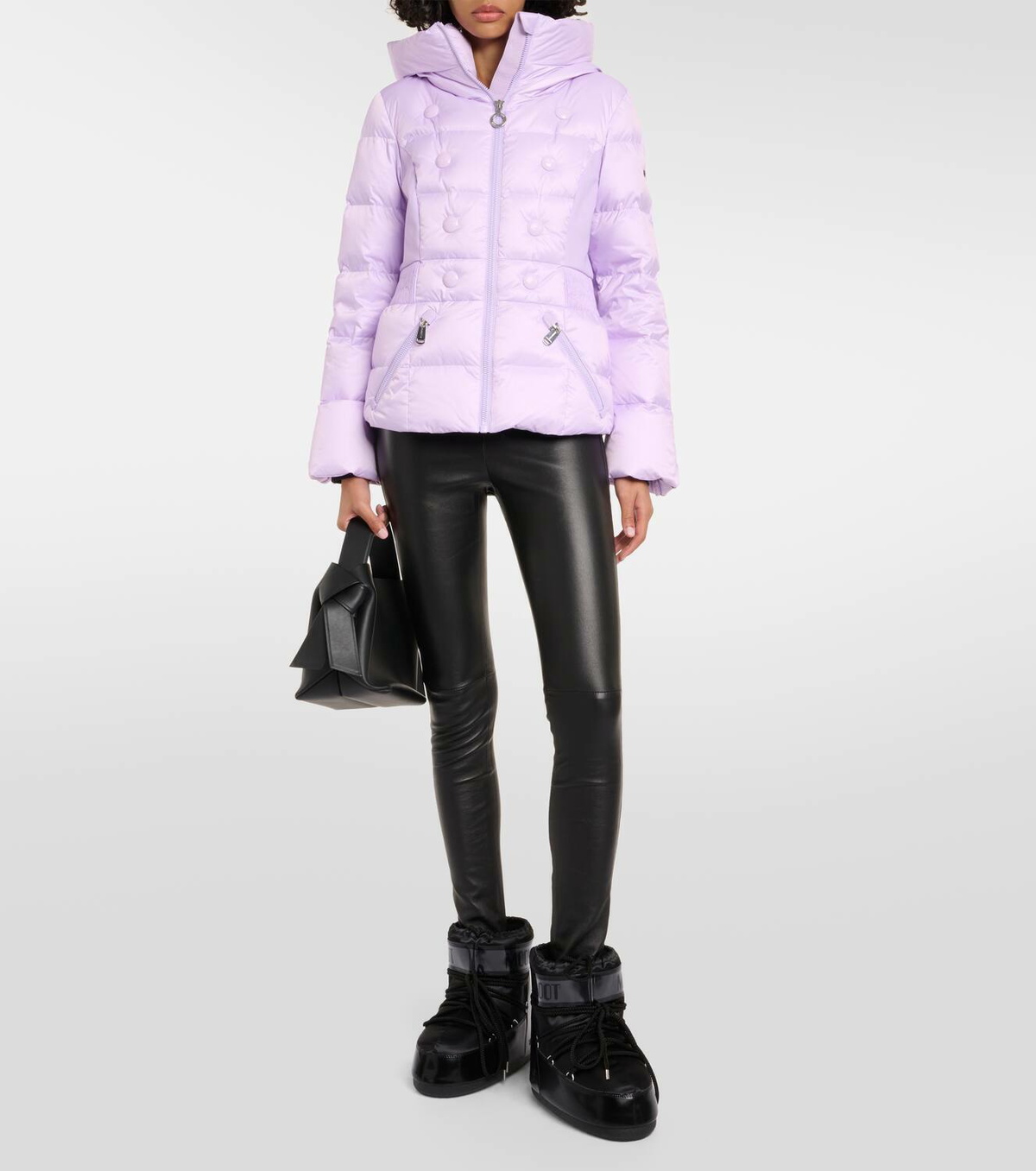 MOON BOOT Icon Low PVC  boots　ムーンブーツ ICON LOW BLACK RUBBER BOOTS | Moon Boot®