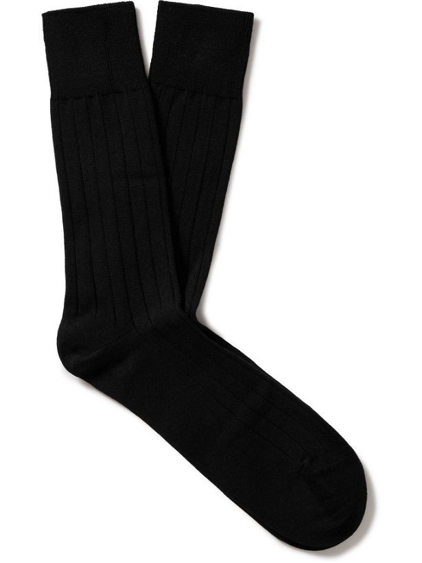 Photo: JOHN SMEDLEY - Cira Ribbed Knitted Socks - Black
