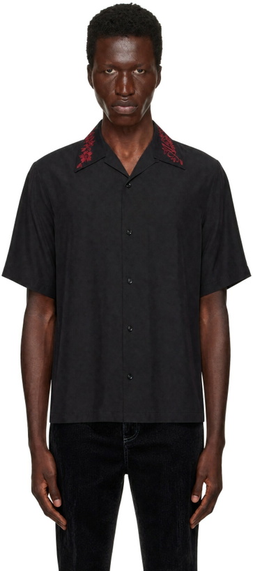 Photo: AMIRI Black Regular Fit Floral Collar Shirt