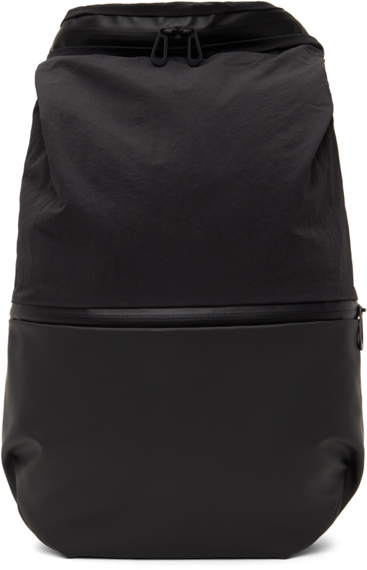 Photo: Côte&Ciel Black Nile S Smooth Colour Accent Backpack