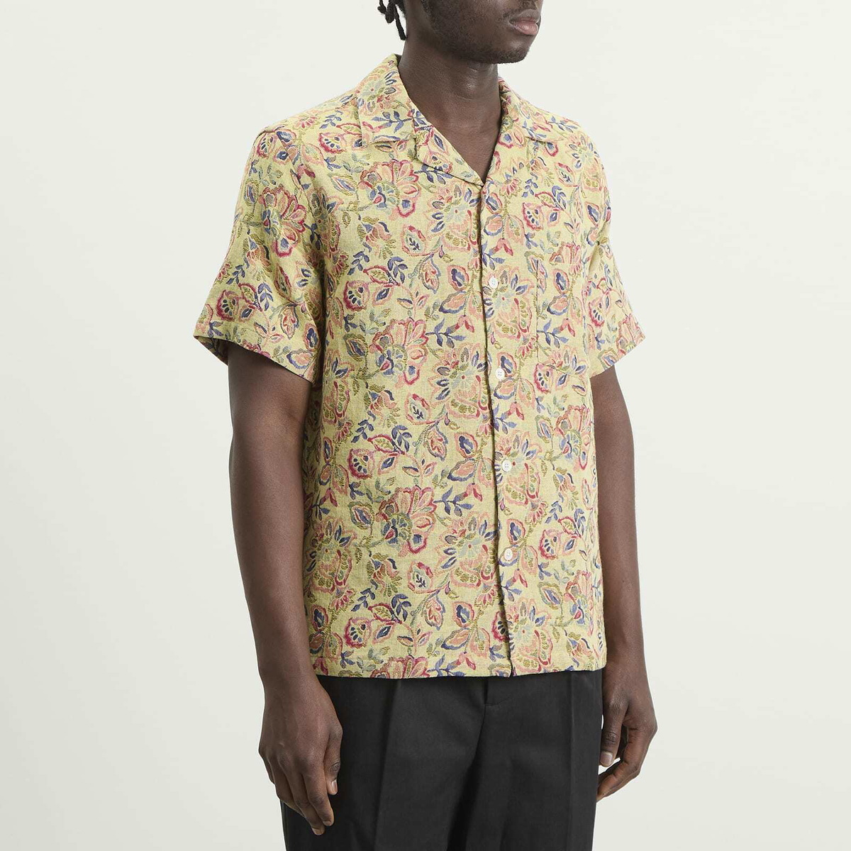 Portuguese Flannel Men's Tapestry Flowers Vacation Shirt in Natural