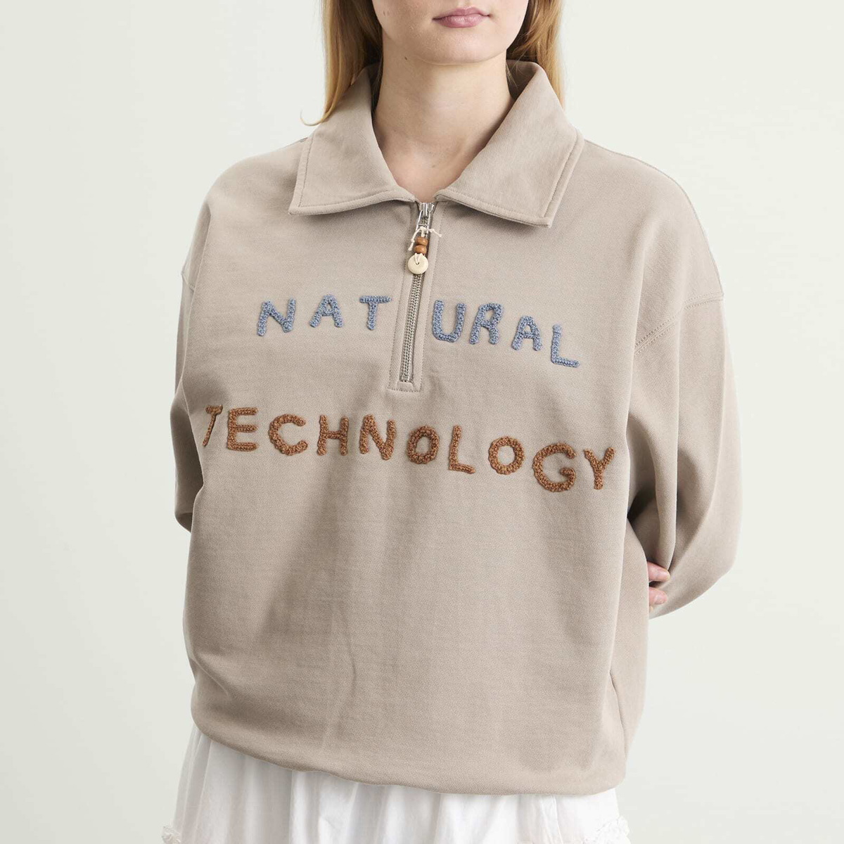 Story mfg. Women's Geo Pullover in Soft Grey