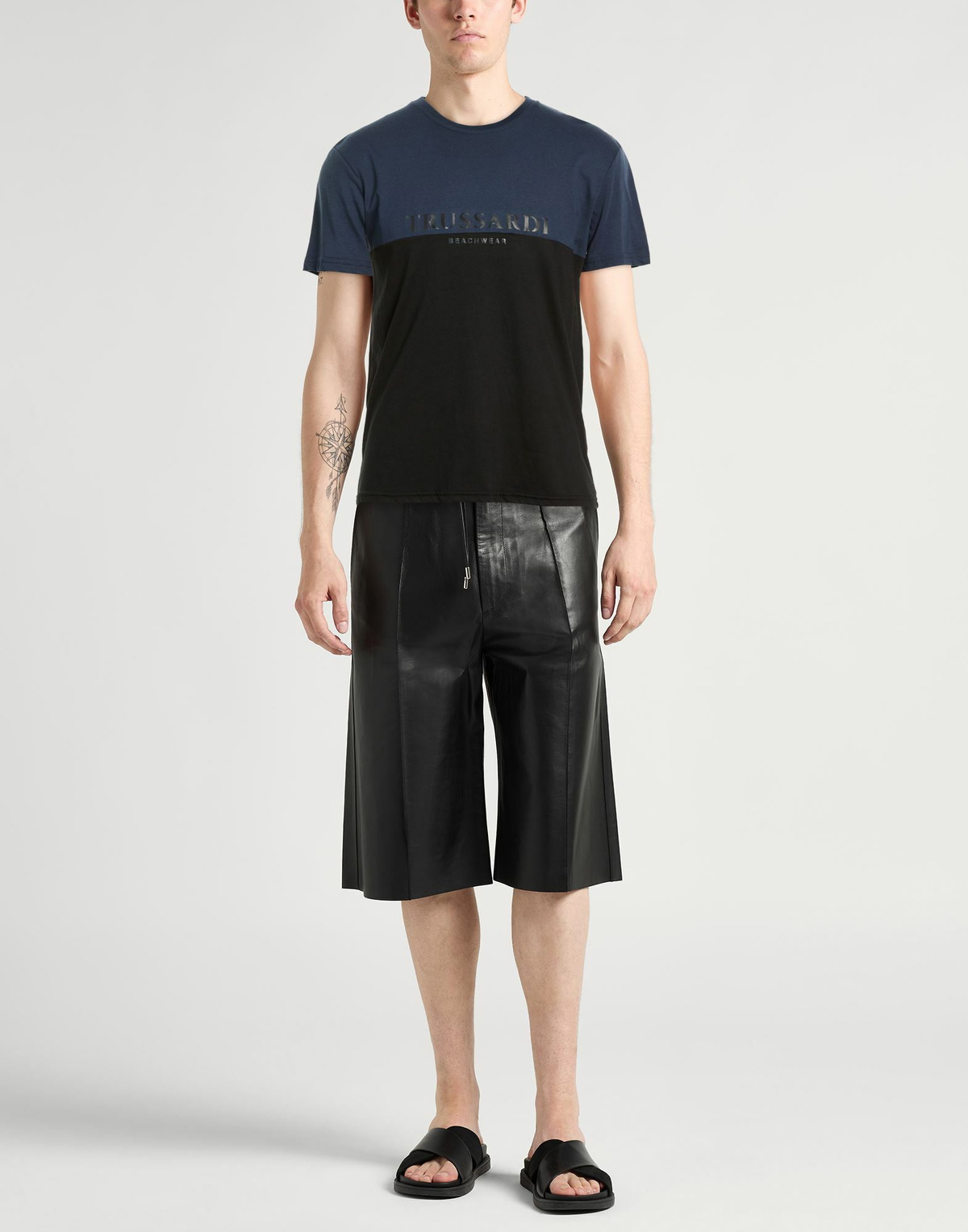 Trussardi Mens T-shirt in Black