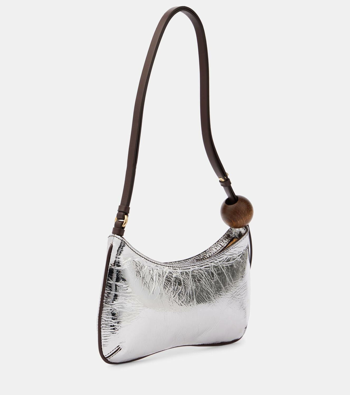関税・送料込【JACQUEMUS】Le Bisou Perleメタリックショルダー Jacquemus - LE BISOU PERLE | HBX - Globally Curated Fashion