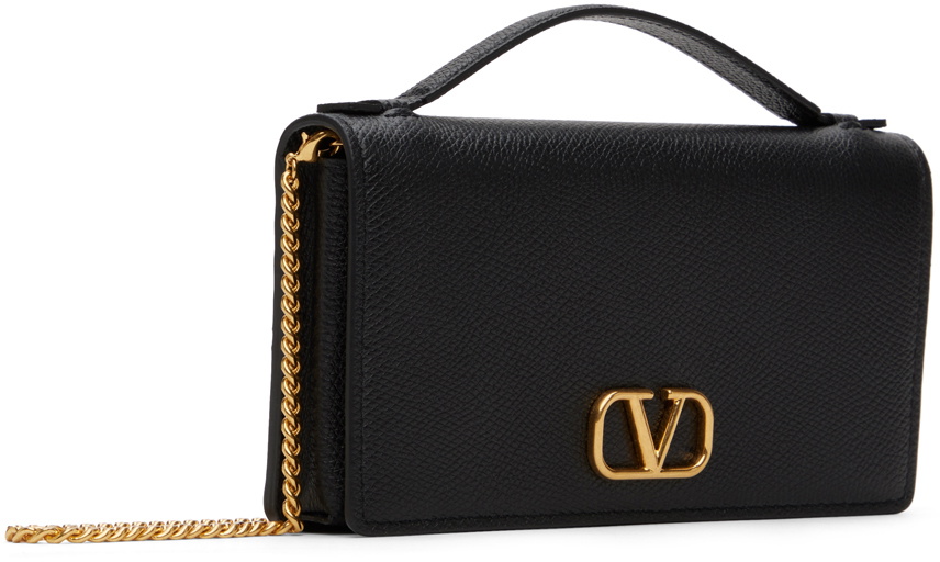 ショルダーバッグ・ポシェット Valentino Garavani Black Leather Vlogo SignatureShoulder Bag Valentino Garavani Vlogo Signature Shoulder Bag In Black