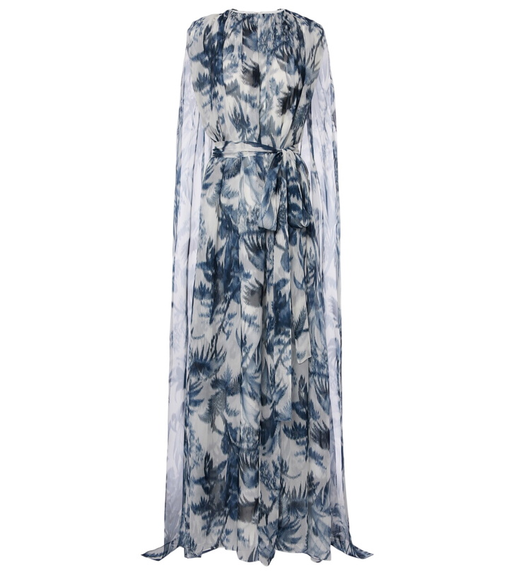 Photo: Oscar de la Renta Caped silk gown