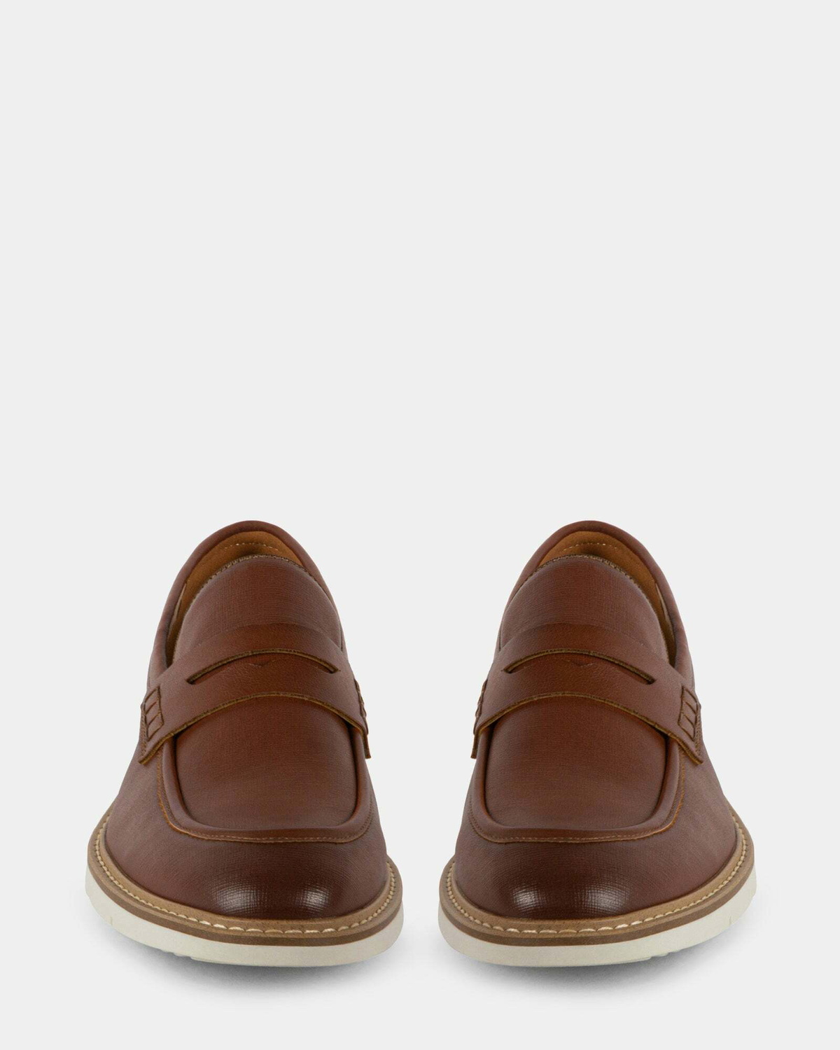 Steve Madden Wallis Casual Shoes in Cognac