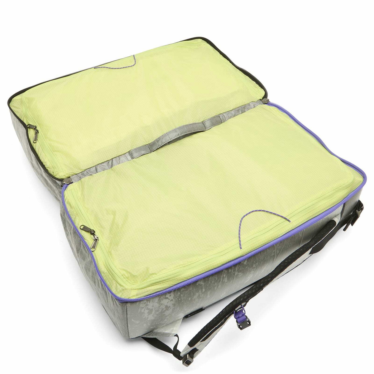 Db Journey Weigh Lighter Split Duffel 70L in Weigh Darker 