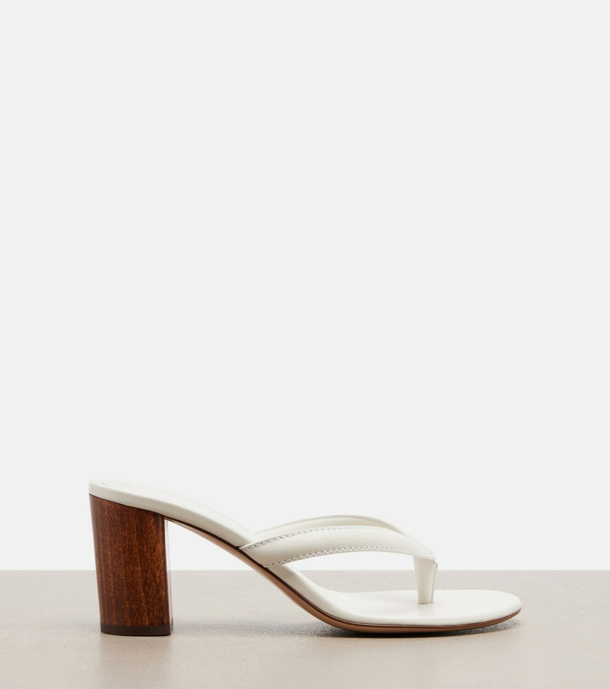 Gianvito Rossi Leather thong sandals