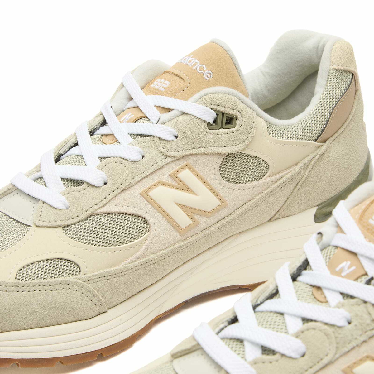 New Balance U992720 Made in USA Sneaker in Olivine