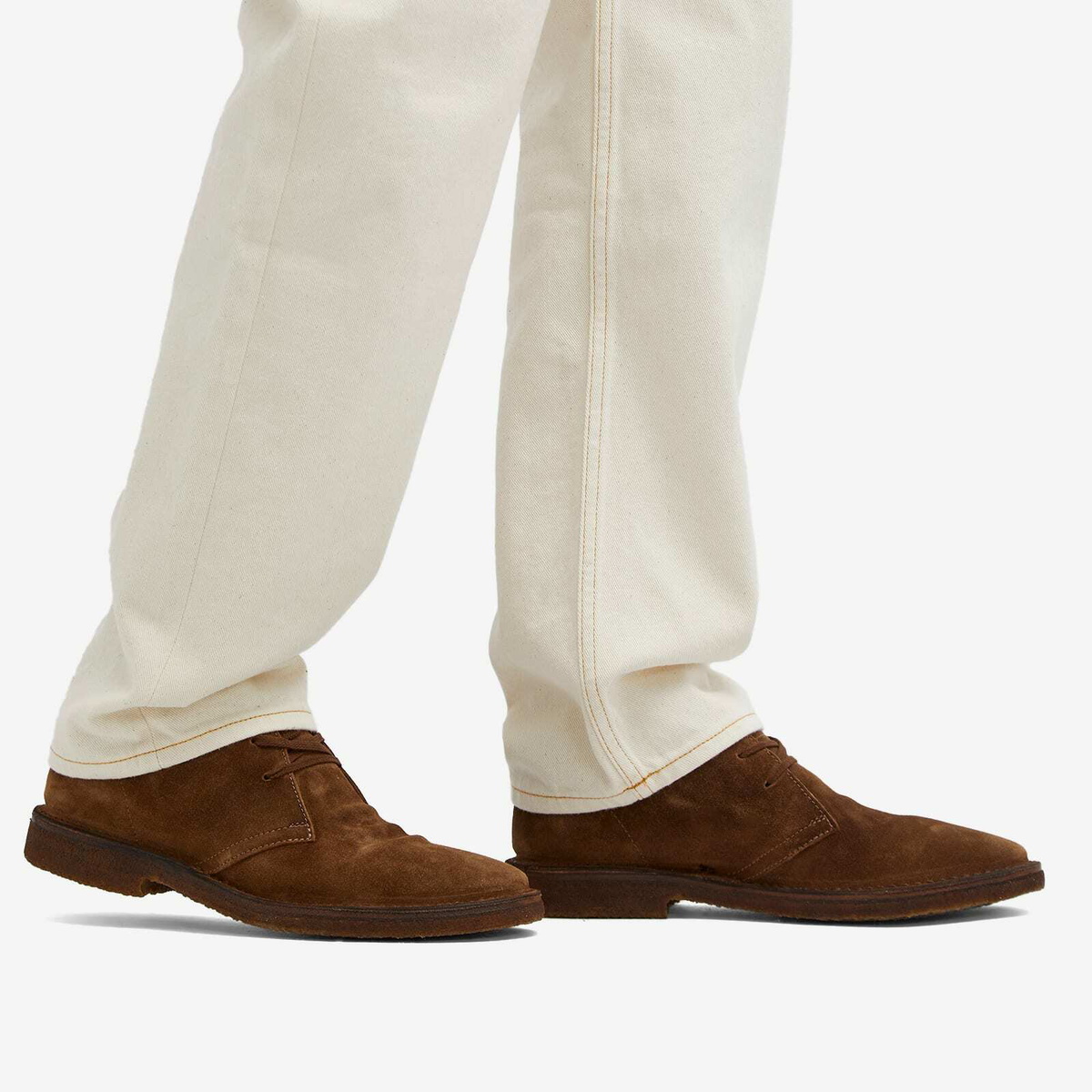 Drake's Men's Clifford Desert Boots in Brown Suede