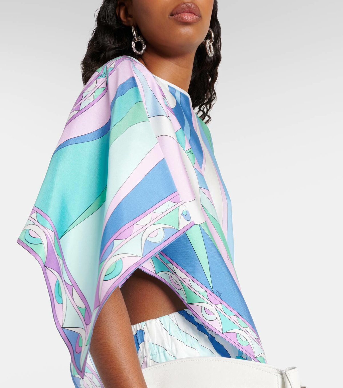 トップス Emilio Pucci silk framingo tops shirt Emilio Pucci // Blue Silk Print Top – VSP Consignment