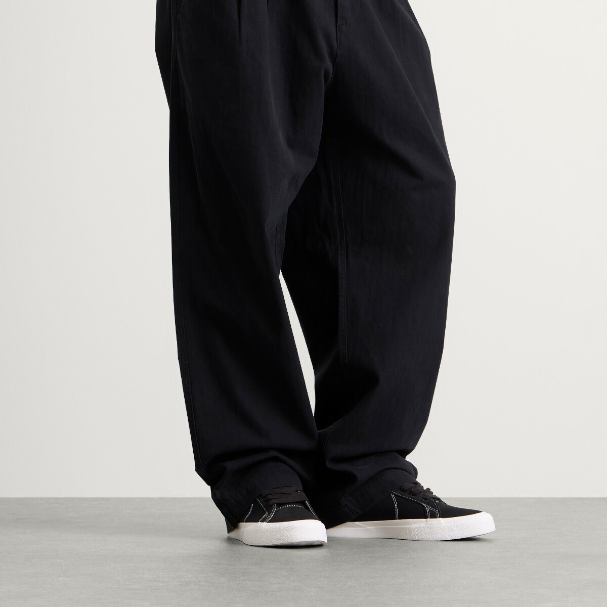 Nike Blazy Sneaker in Black/Sail/White