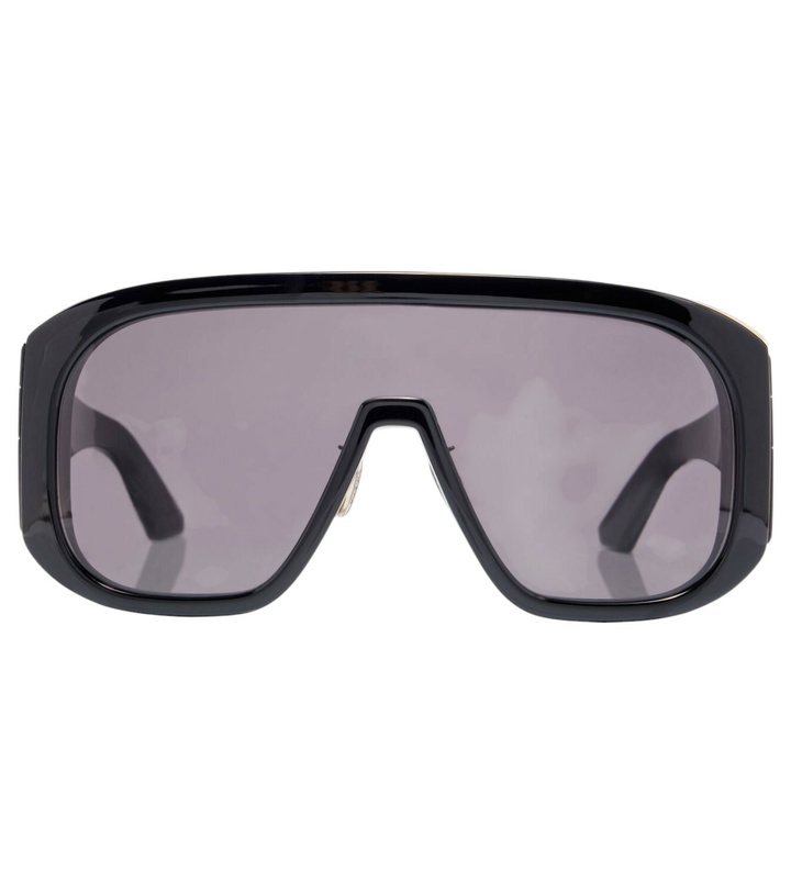 Photo: Dior Eyewear DiorGraphique M2U mask sunglasses