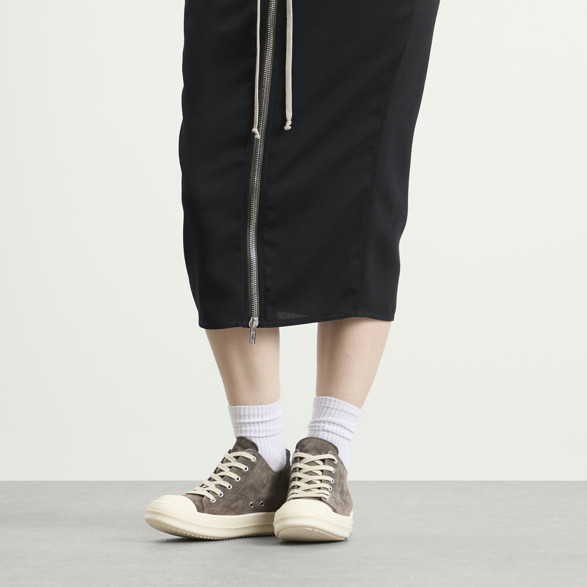Rick Owens Women's Low Sneakers in Dust/Milk