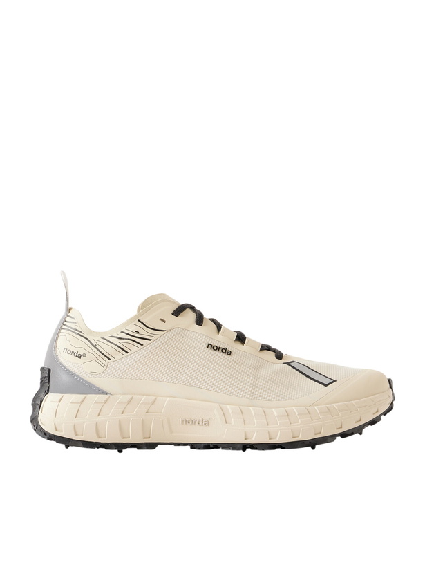 Photo: norda - 001A Dyneema® Running Sneakers - Neutrals