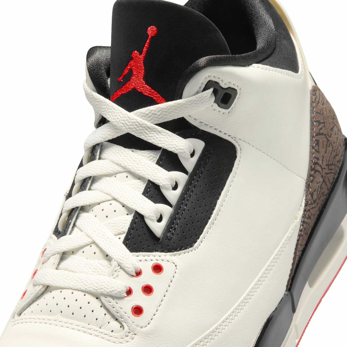 Air Jordan Men's 3 Retro OG Sneaker in Sail/Black University Red/Pale Ivory