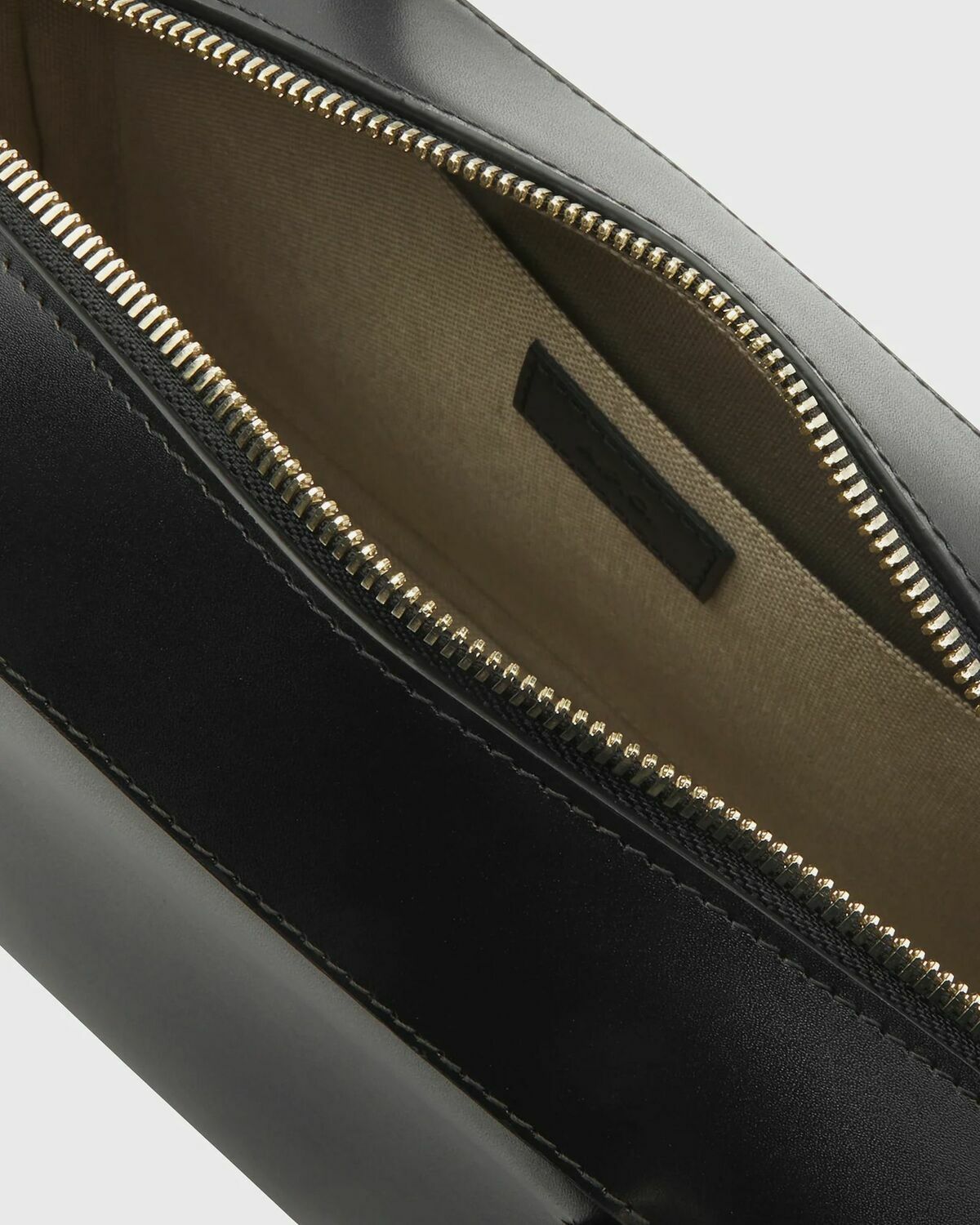 A.P.C. VIRGINIE BOX BAG Black Mens Handbags/Messenger & Crossbody Bag