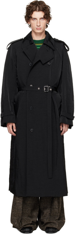 Photo: JW Anderson Black Double-Breasted Trench Coat