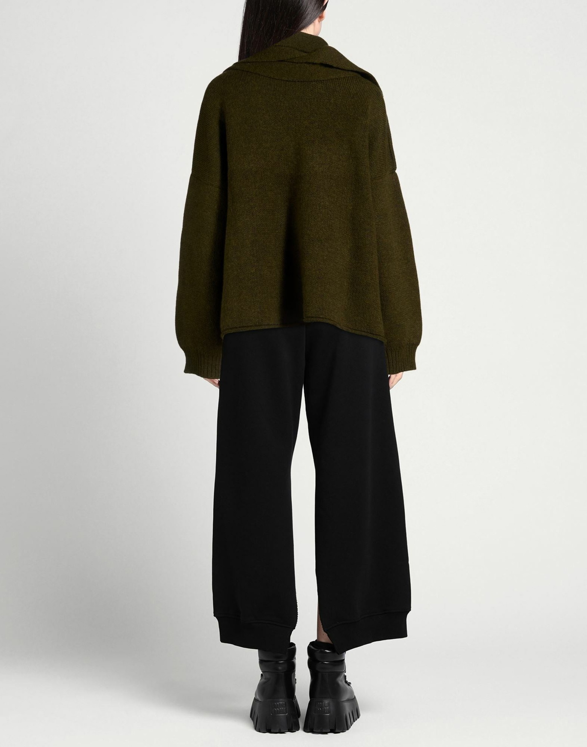 Cawley Womens Sweater Military in Green