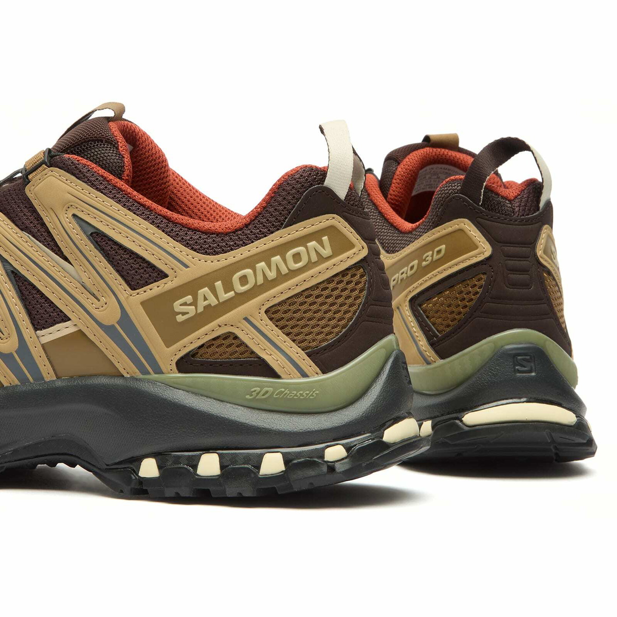 Salomon Men's XA PRO 3D Sneaker in Black Coffee/Kelp/Safari