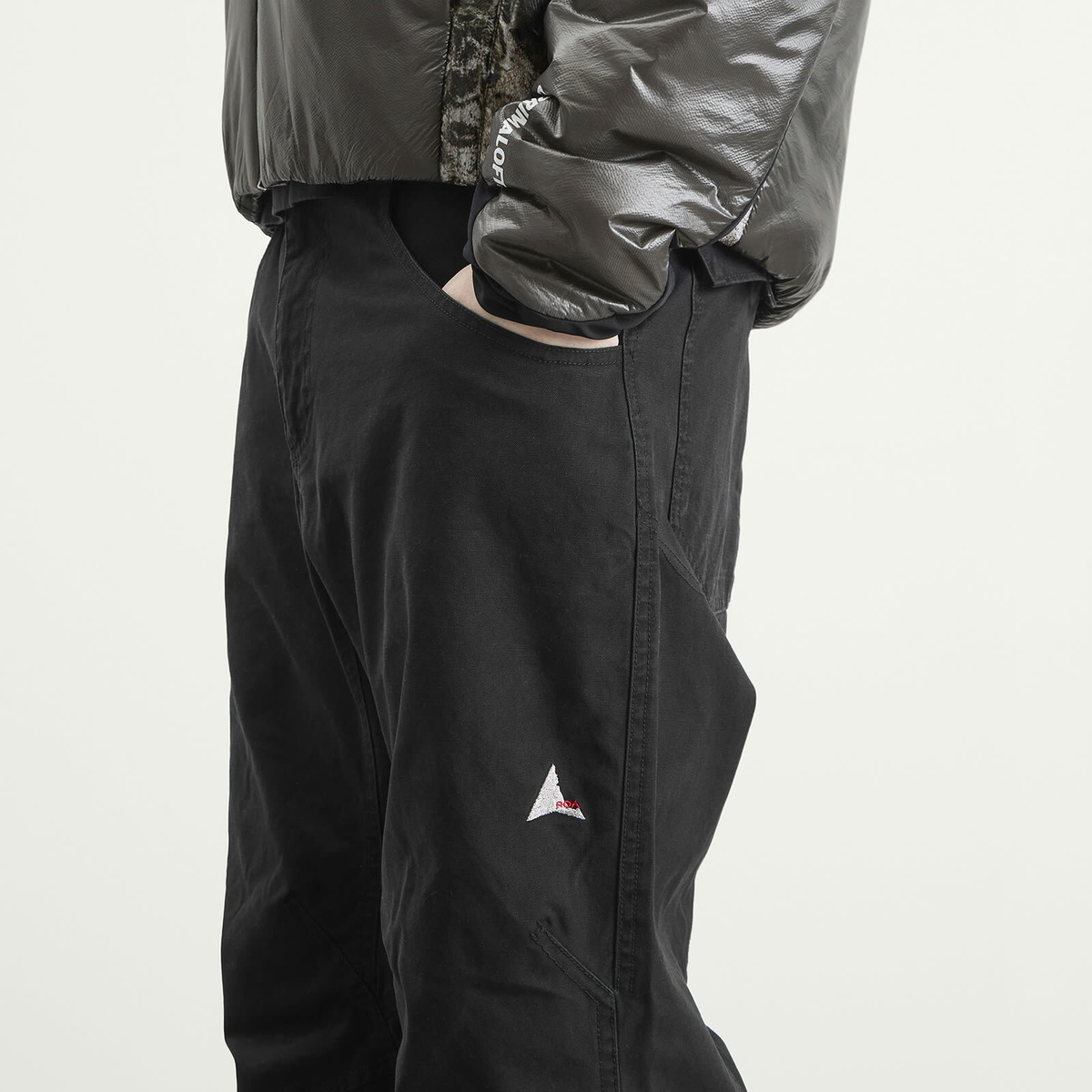 ROA Men's Crimp Shaped Cotton Trousers in Anthracite