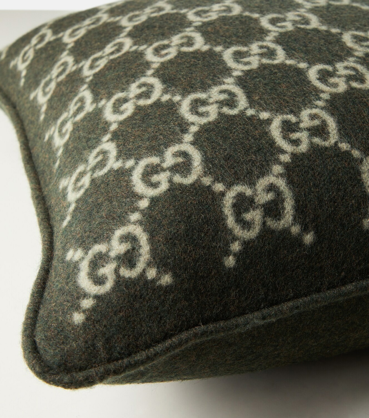 Gucci GG wool and cashmere jacquard cushion