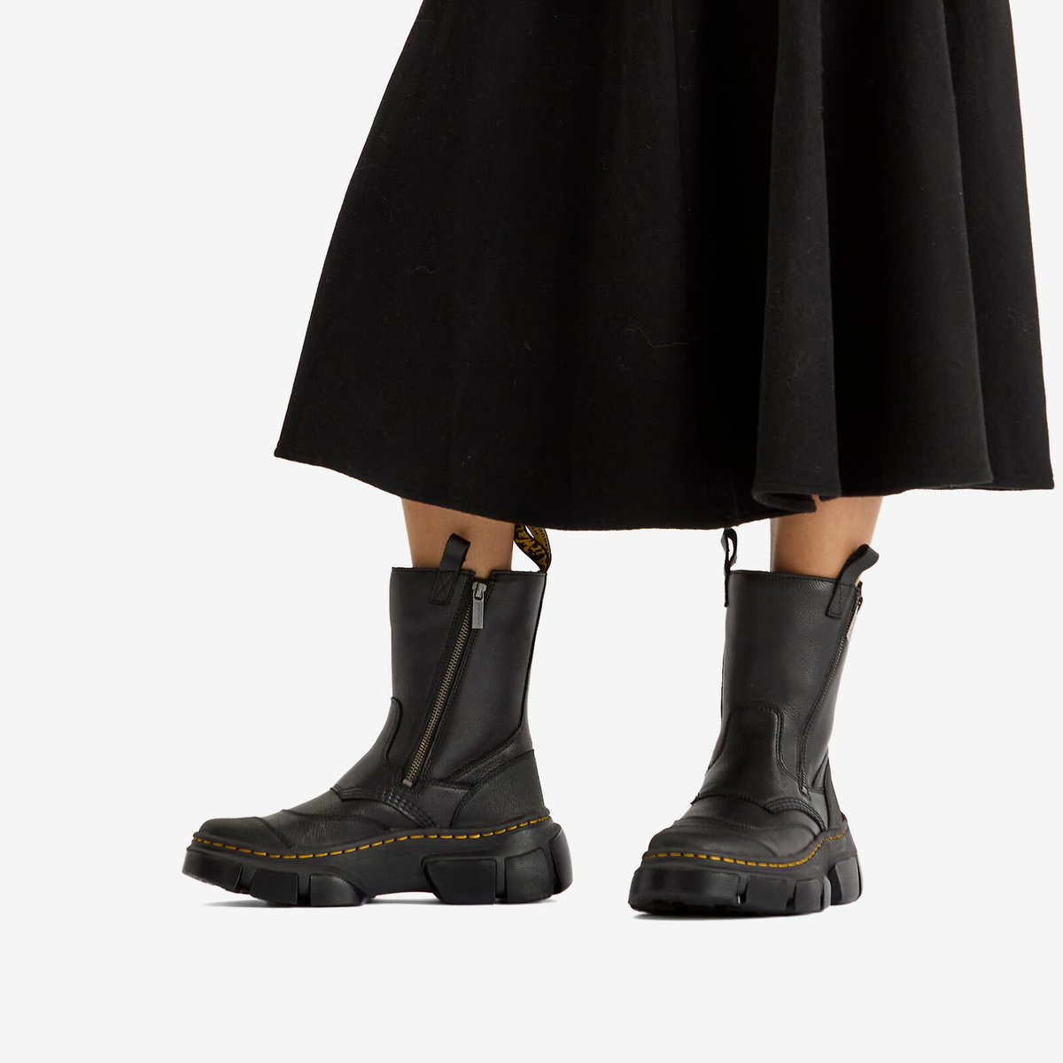 Dr. Martens Women's DMXL Rigger Boot in Black