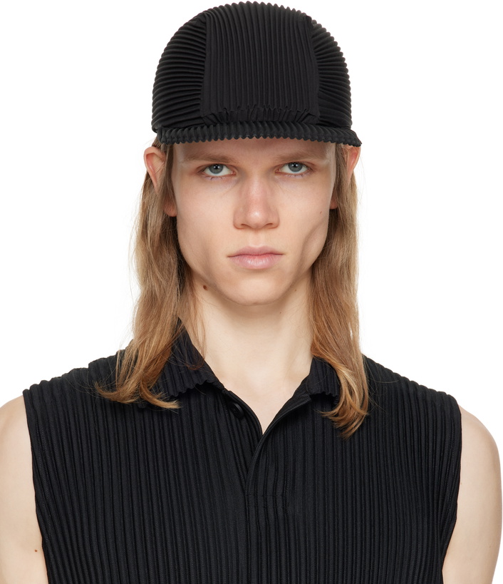 Photo: HOMME PLISSÉ ISSEY MIYAKE Black Pleats Cap