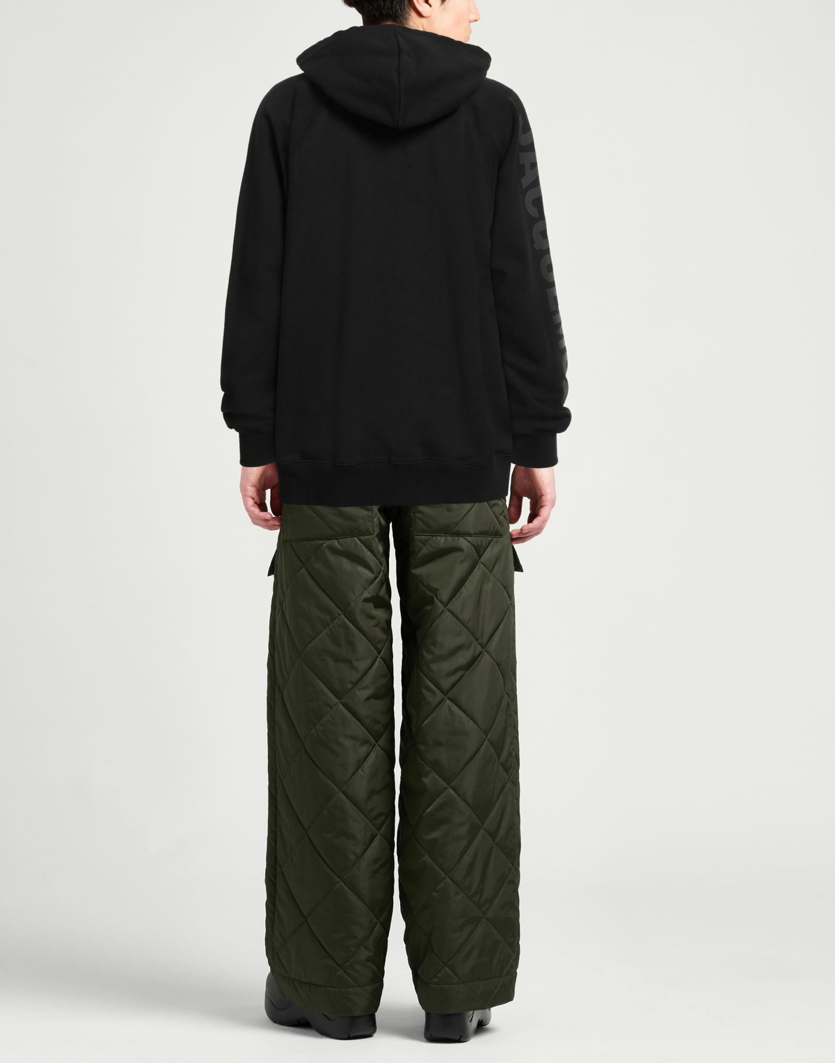 Jacquemus Mens Sweatshirt in Black