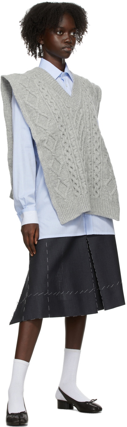 Gillian V-Neck Knit Vest (Mink Grey)