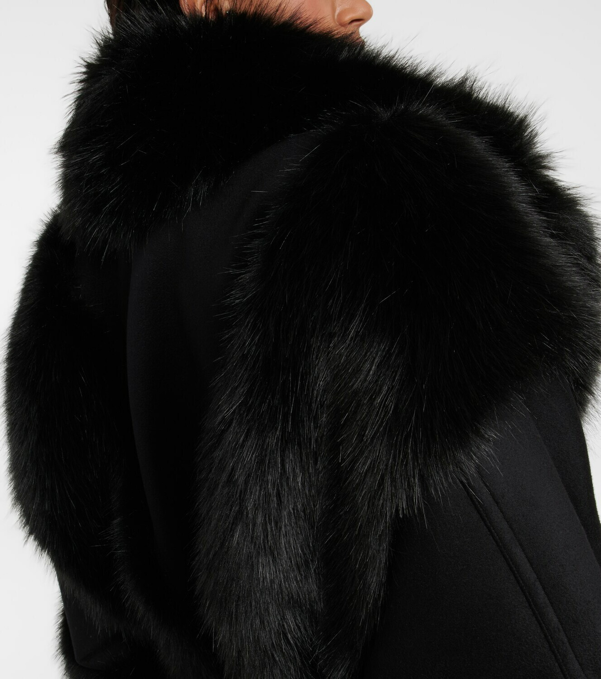 d*7様 BALMAIN リバーシブル ファーコート フォックス BALMAIN 毛皮コート リバーシブル ブルーフォックス シルク100% - メルカリ