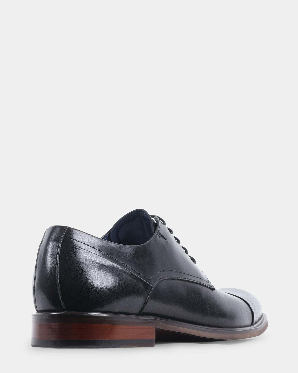 Steve Madden Vander Dress Shoes in Black