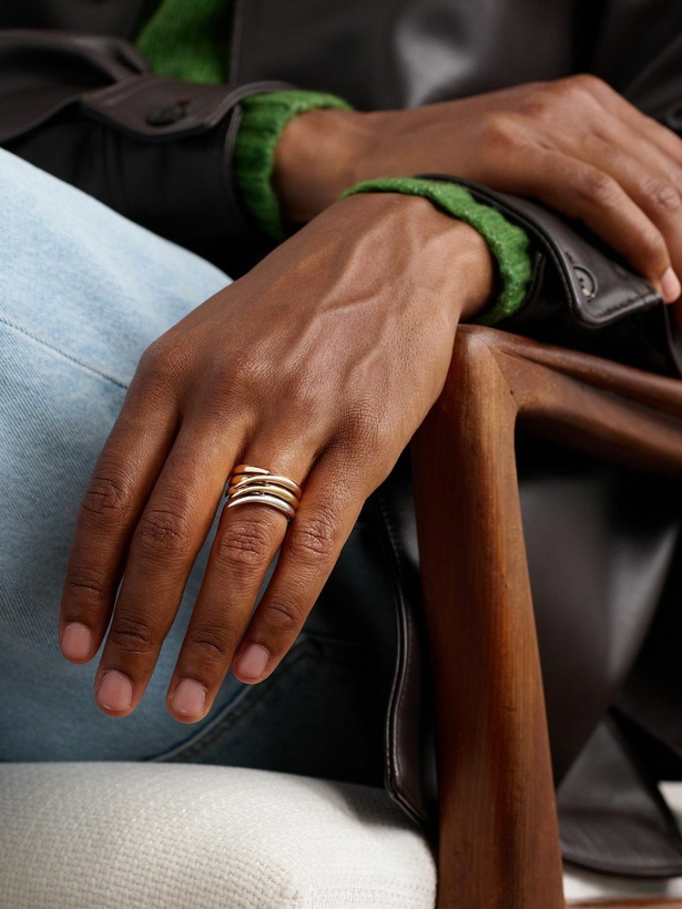 Photo: Shaun Leane - Interlocking 18-Karat Yellow, White and Rose Gold Ring - Gold