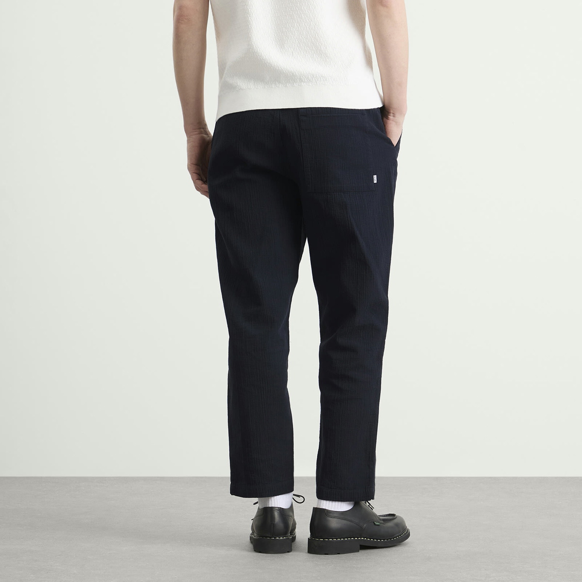 Wax London Men's Kurt Cotton Linen Crinkle Trousers in Navy