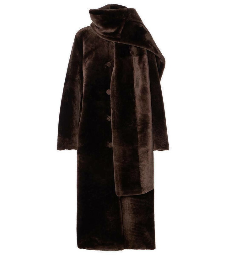 Photo: Nour Hammour Daphne shearling scarf coat