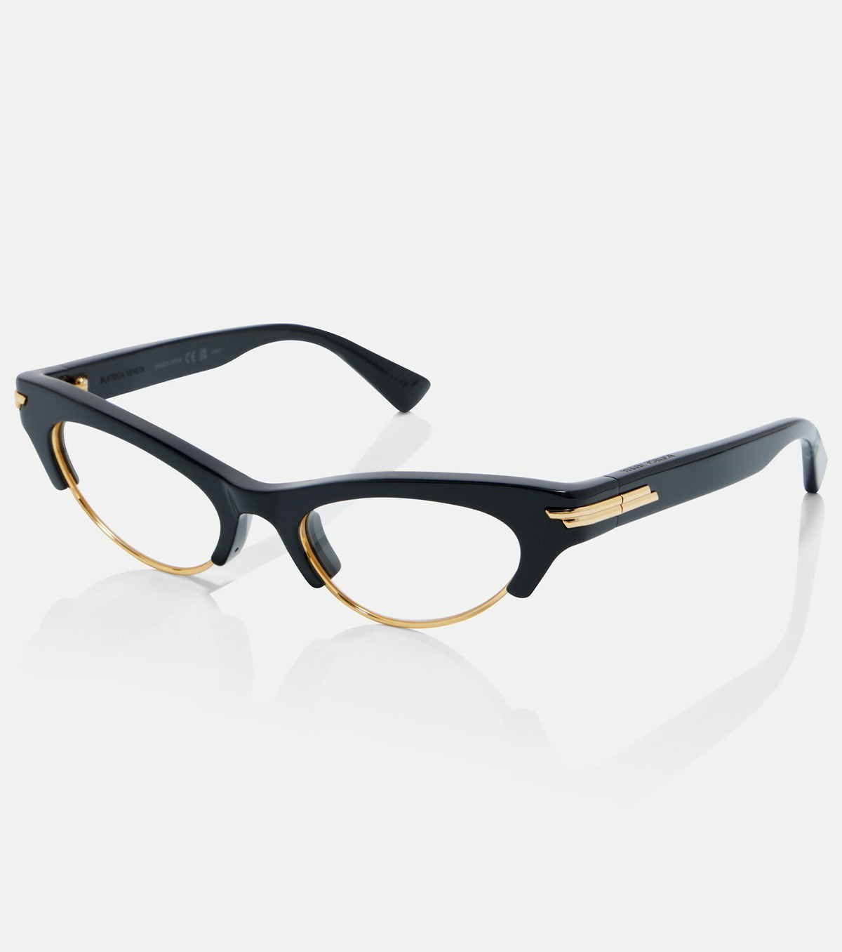 Bottega Veneta Fashion Show cat-eye glasses
