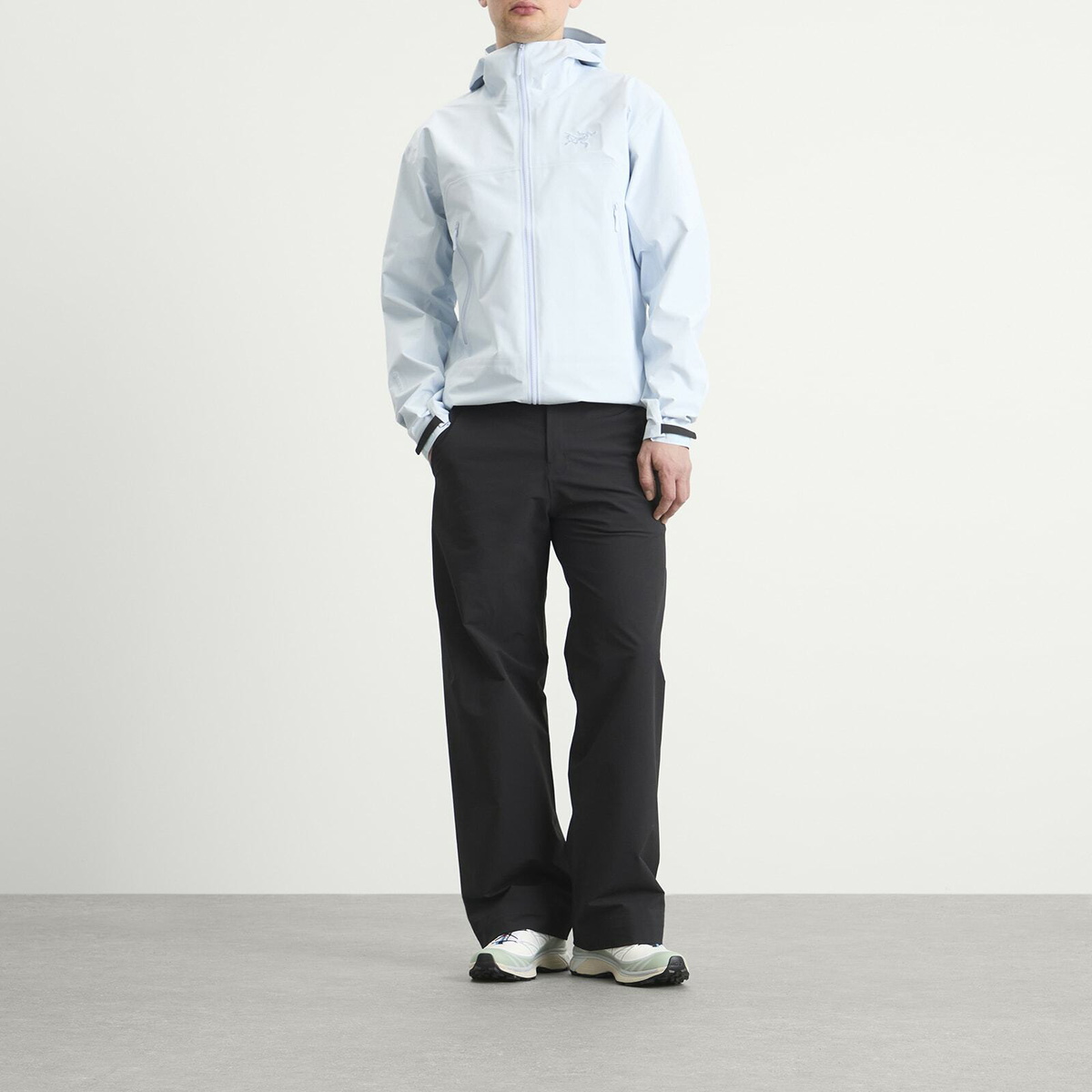 Arc'teryx Men's Beta Gore-Tex Jacket in Alpine Blue