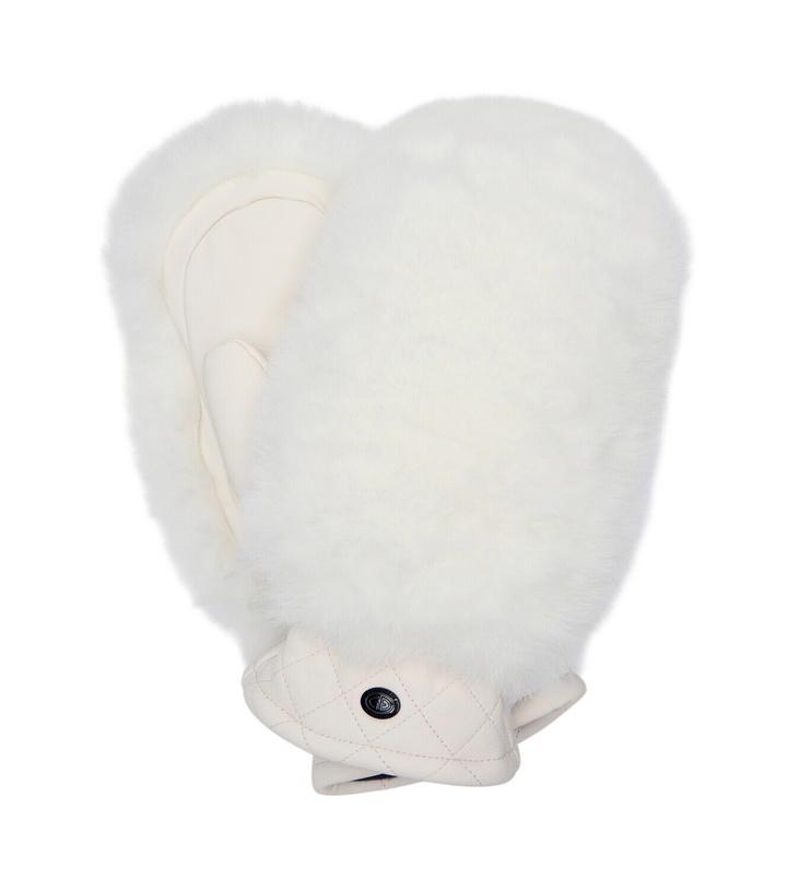 Photo: Goldbergh Hill leather mittens