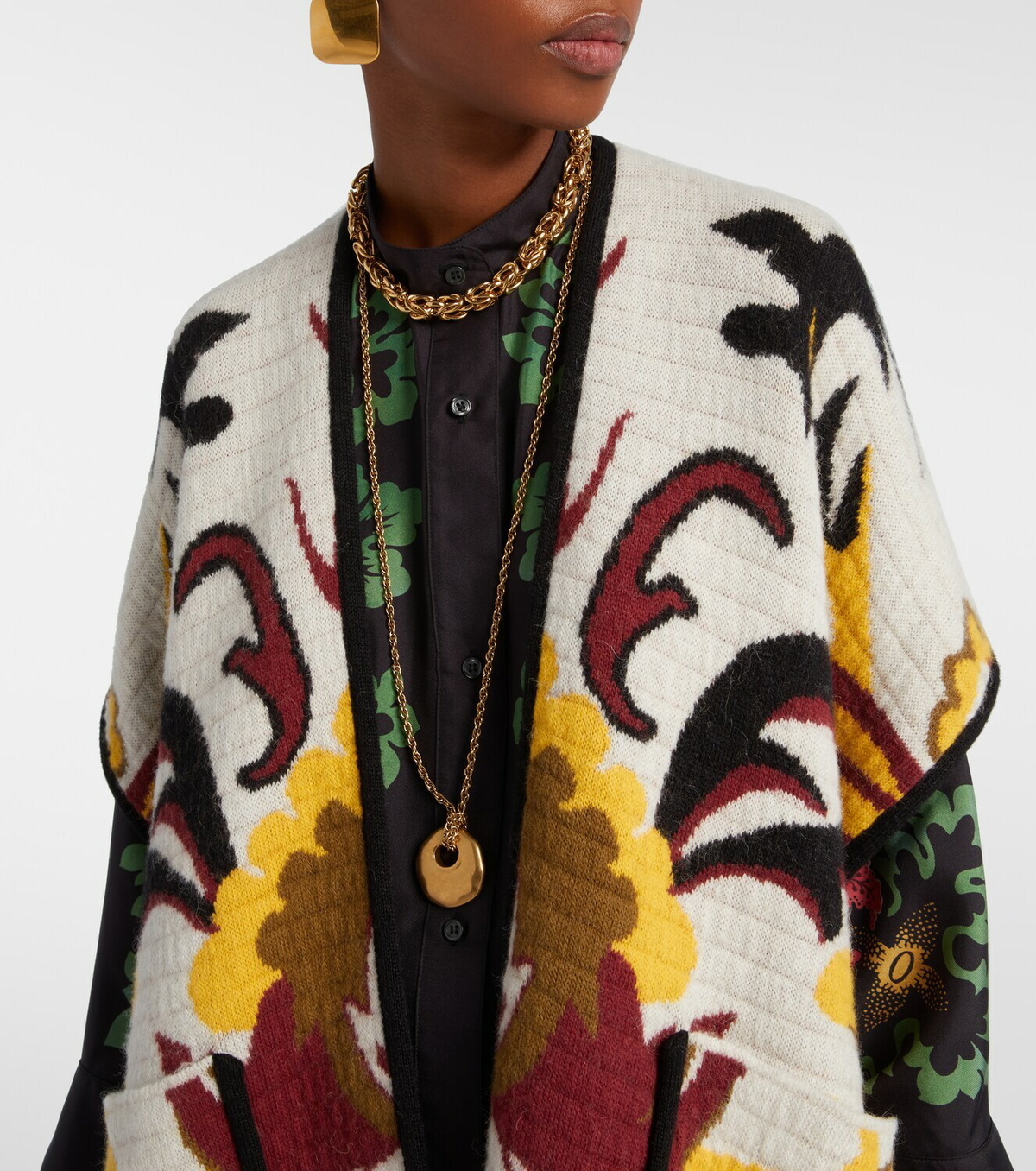 La DoubleJ In My Power patterned cape
