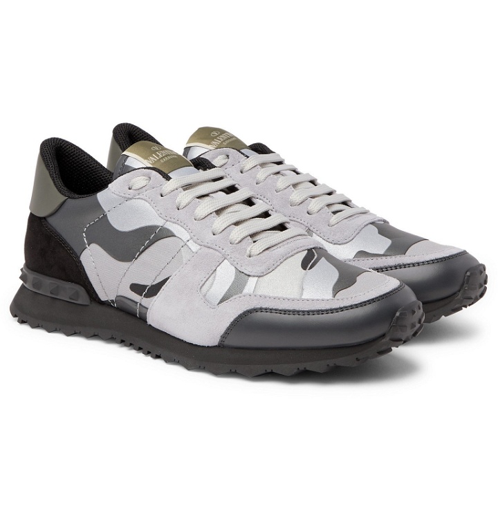 Photo: Valentino - Valentino Garavani Rockrunner Camouflage-Print Canvas, Leather and Suede Sneakers - Gray