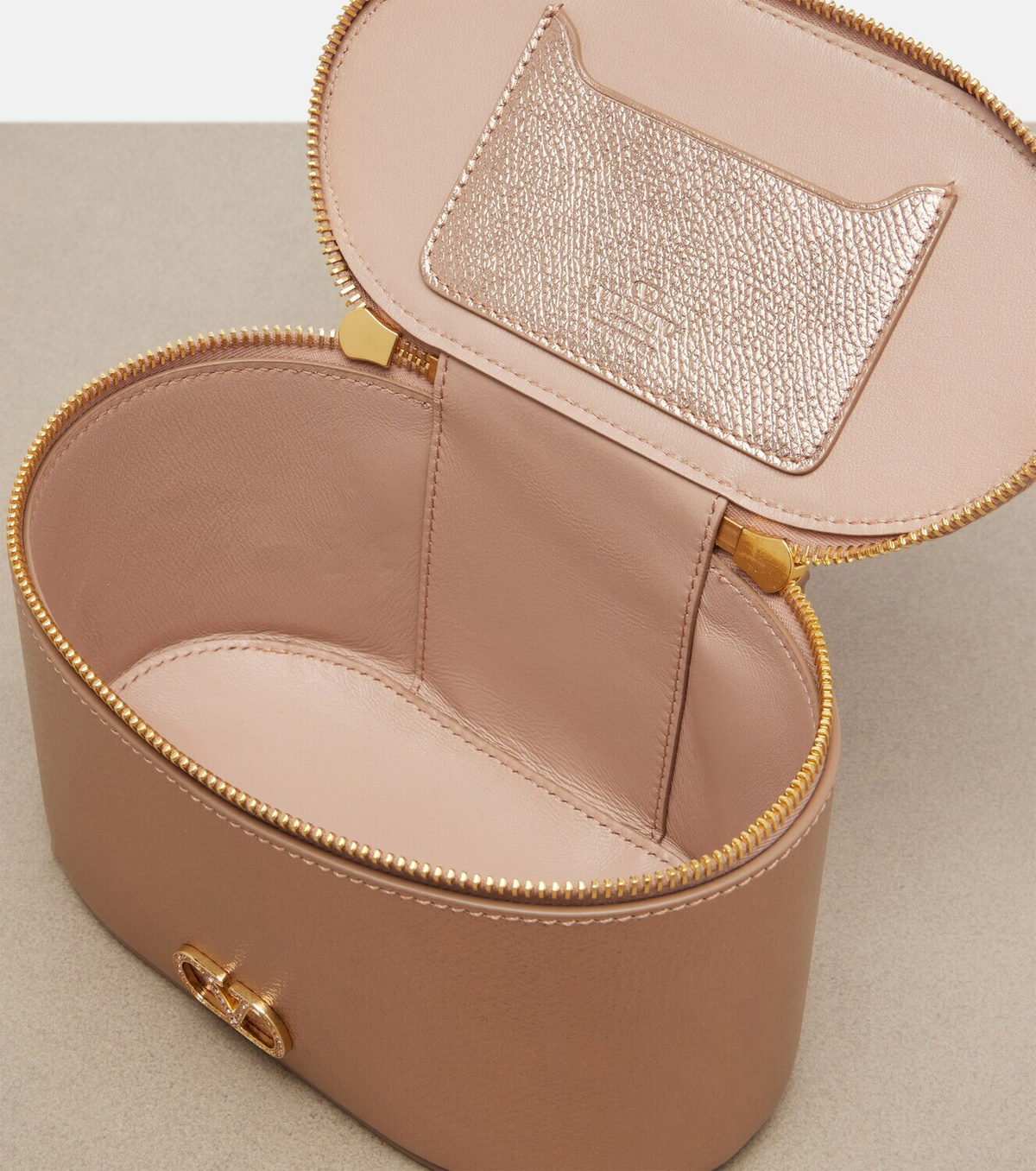 Valentino Garavani Vlogo Small leather top handle bag