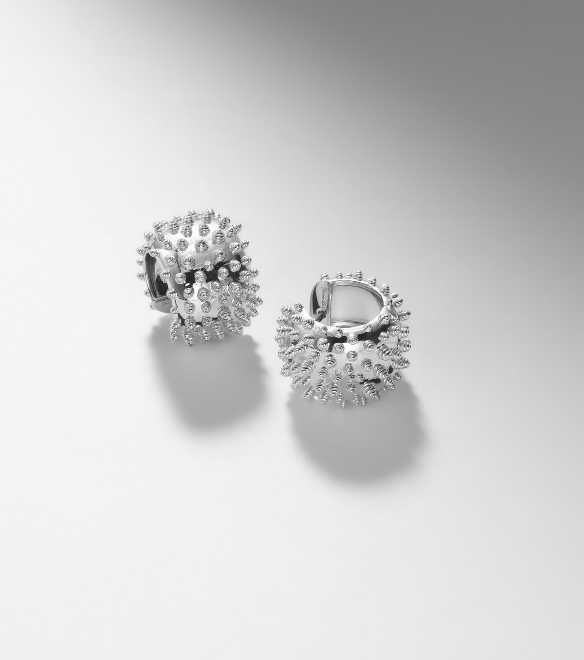 Yvonne Léon Picots 9kt white gold (375/1000) hoop earrings