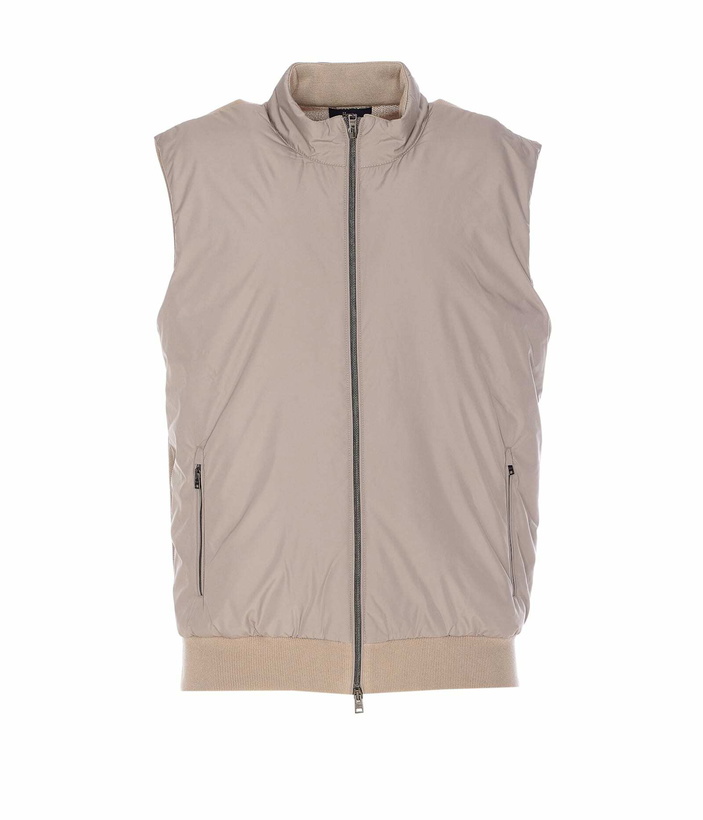Photo: Herno Vest