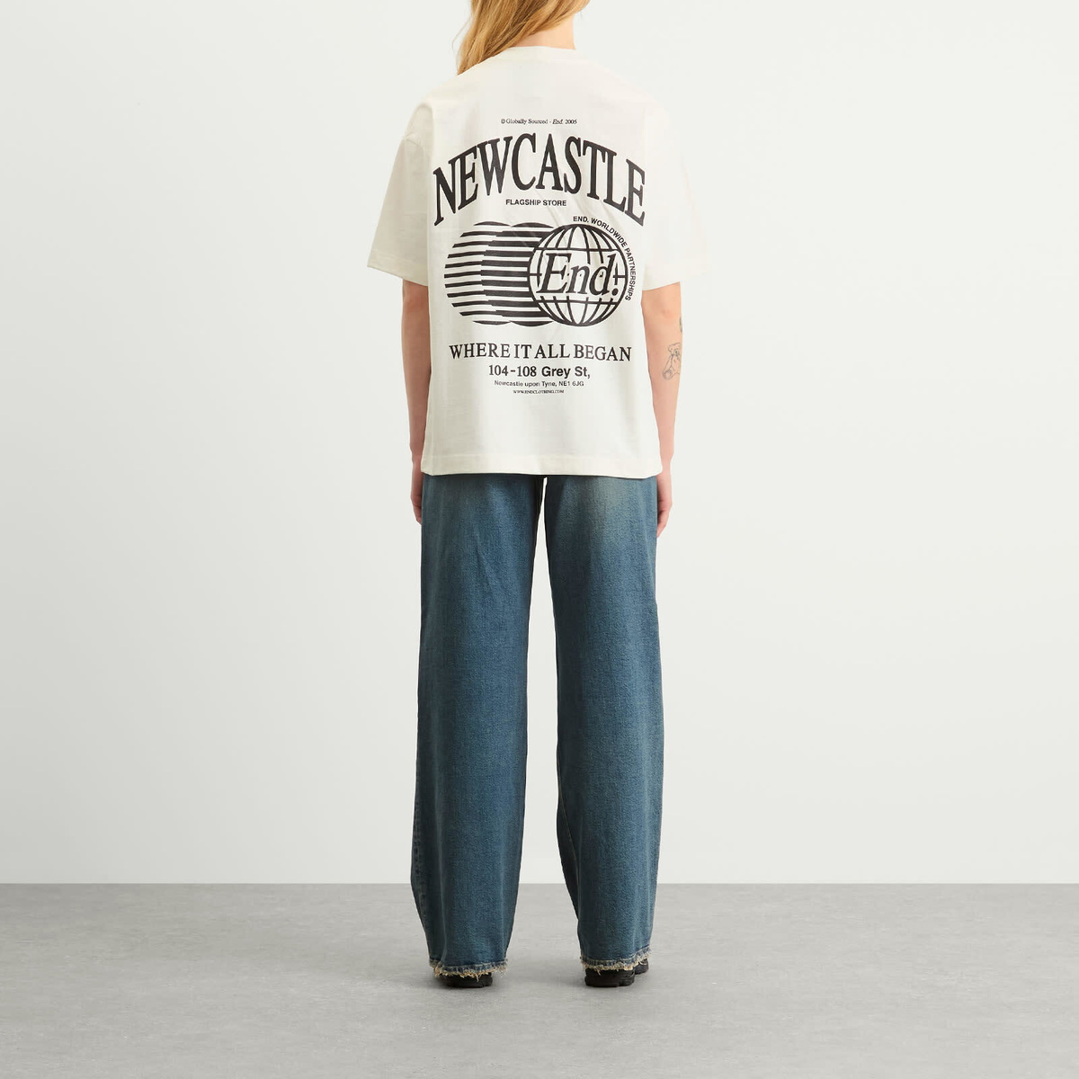 END. City Series 2.0 Newcastle T-Shirt in Ecru