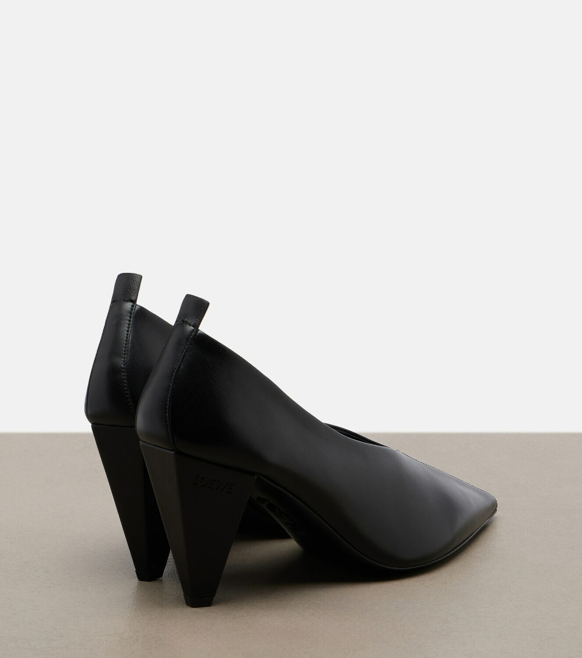 Loewe Origami Cubic leather pumps