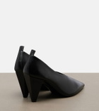 Loewe Origami Cubic leather pumps