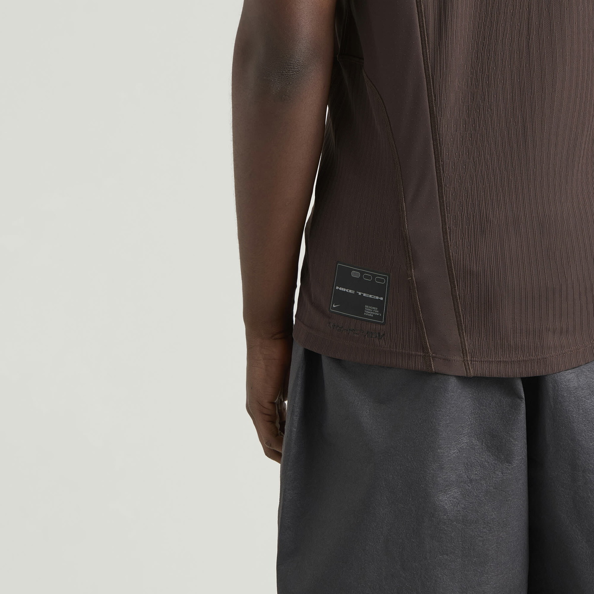 Nike Men's Tech Pro T-Shirt in Baroque Brown/Black