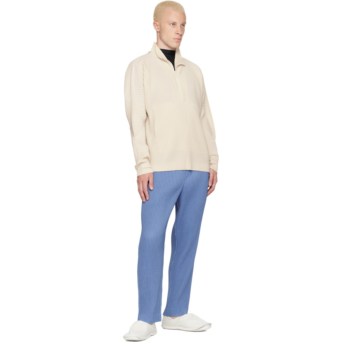 HOMME PLISSÉ ISSEY MIYAKE Off-White Camper Edition Peu Form Loafers