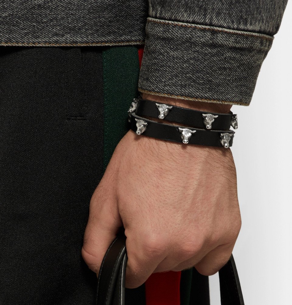 Mens Bracelet with black leather and Gucci design on the head  Gembox